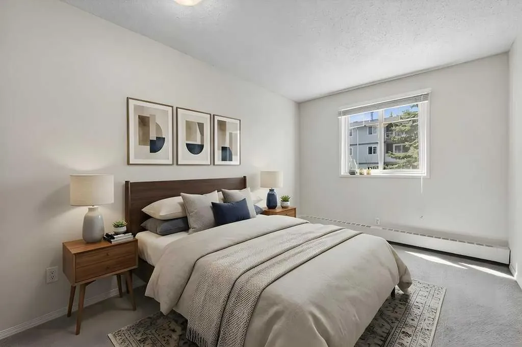 5601 Dalton Drive NW Calgary AB T3A 2C3