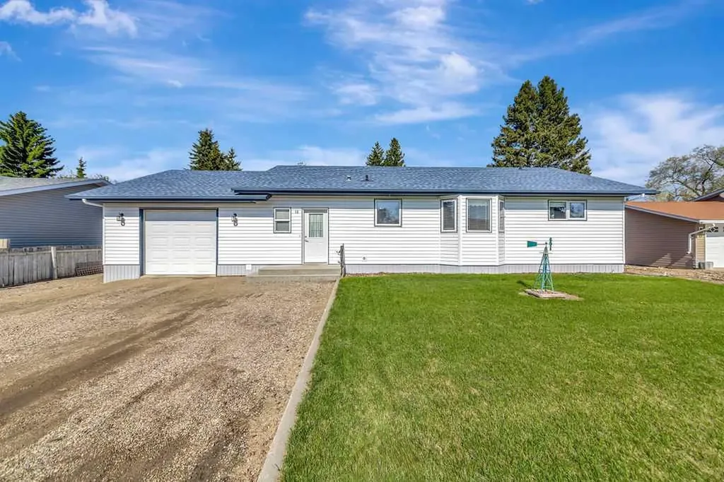 16 1st Street W Neilburg SK S0M 2C0