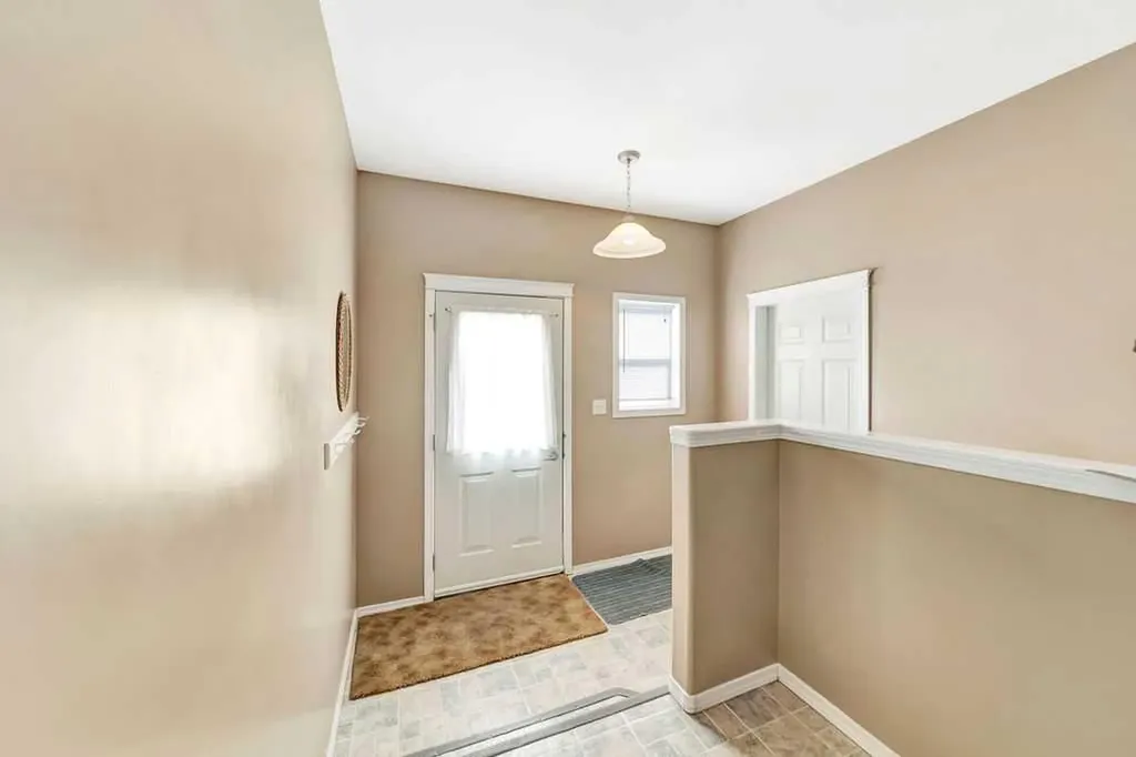 16 1st Street W Neilburg SK S0M 2C0
