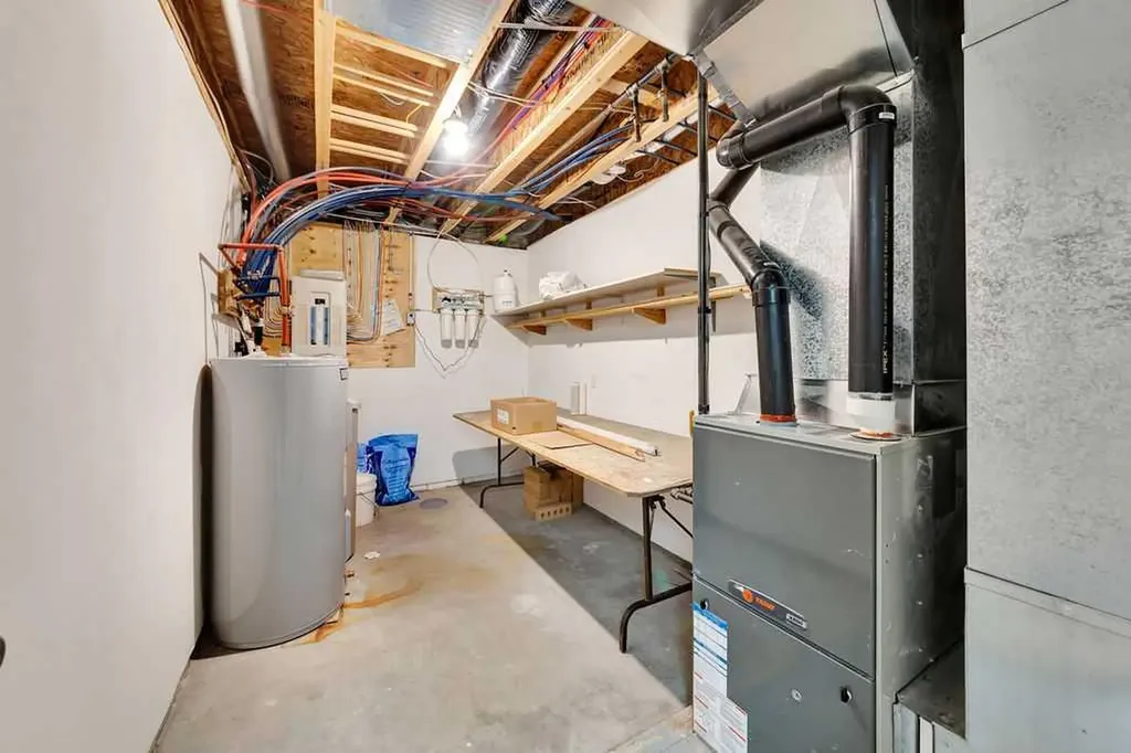 16 1st Street W Neilburg SK S0M 2C0
