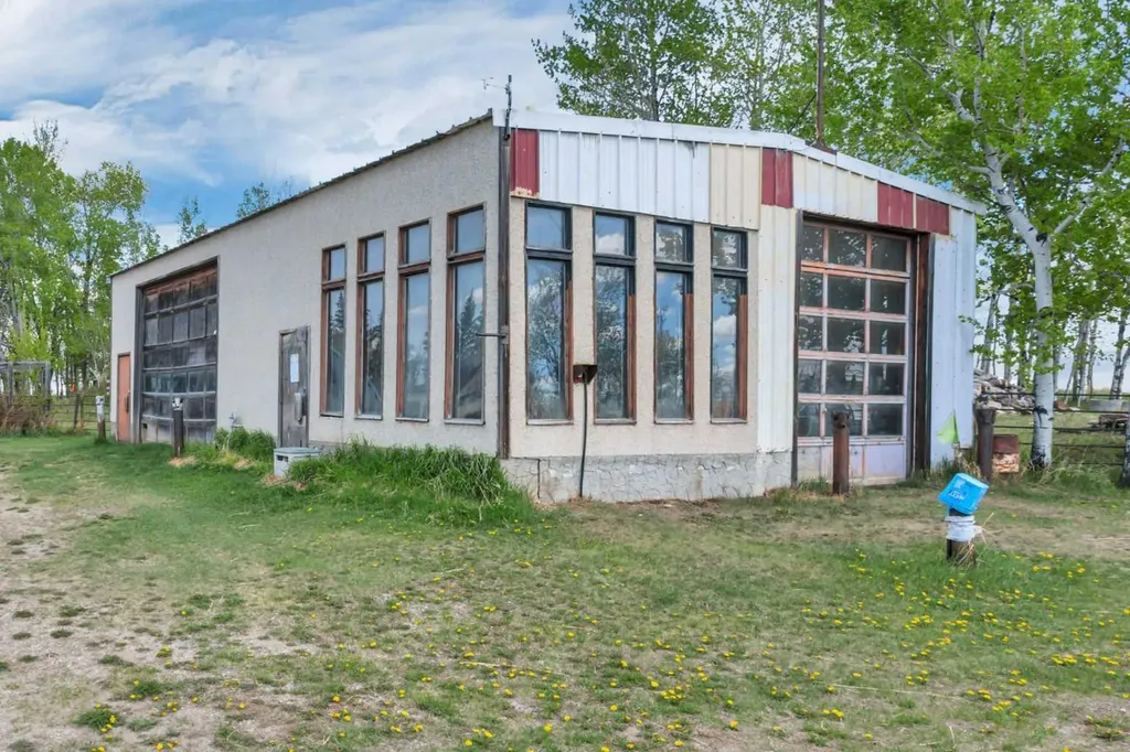 382027 Range Road 4-5 Rural Clearwater County AB T0M 0P0