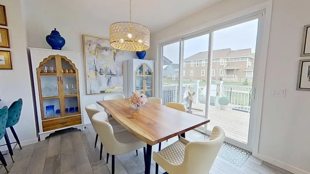 168 Magnolia Manor SE Calgary AB T3M 3J1