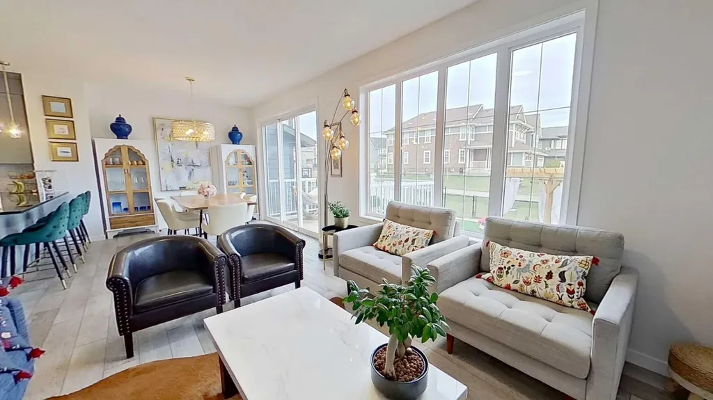 168 Magnolia Manor SE Calgary AB T3M 3J1