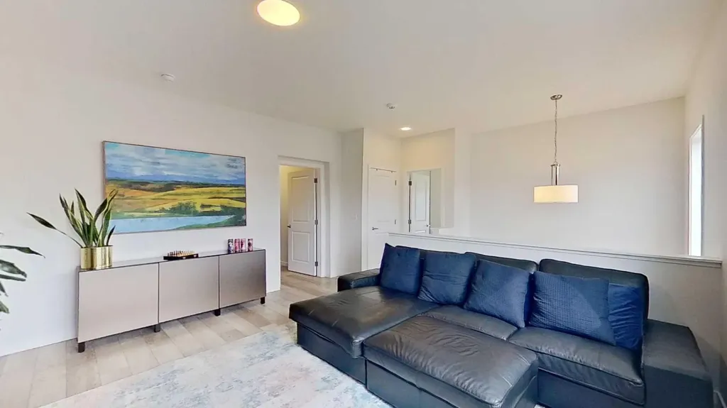 168 Magnolia Manor SE Calgary AB T3M 3J1