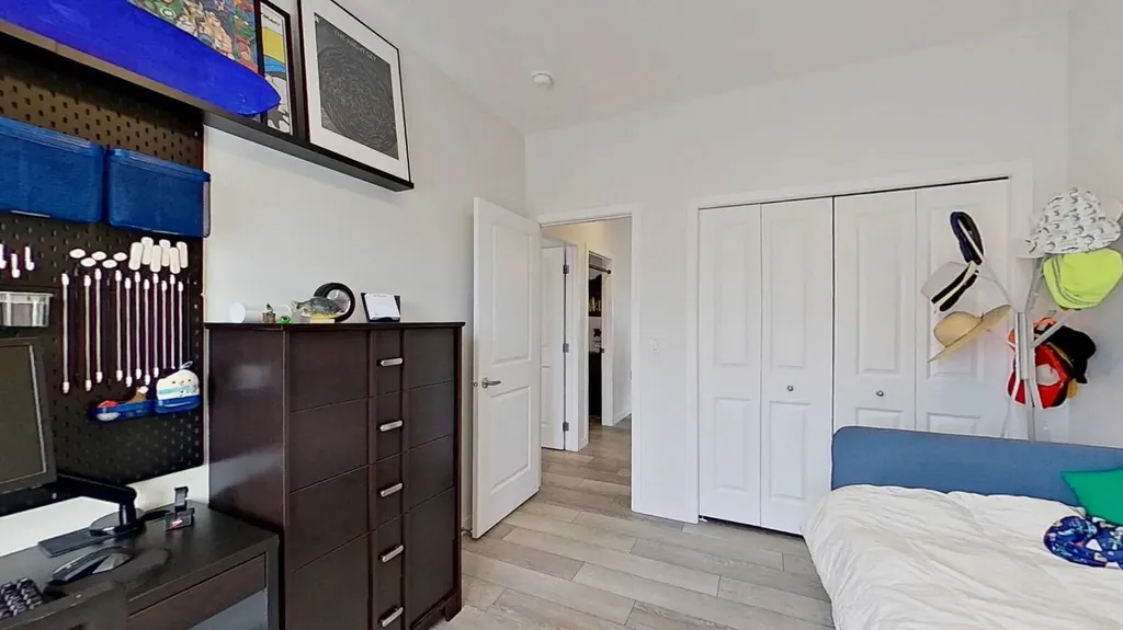 168 Magnolia Manor SE Calgary AB T3M 3J1