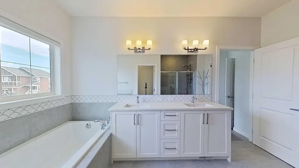 168 Magnolia Manor SE Calgary AB T3M 3J1