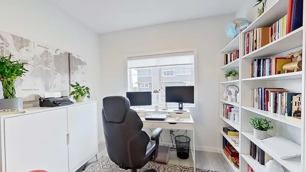 168 Magnolia Manor SE Calgary AB T3M 3J1