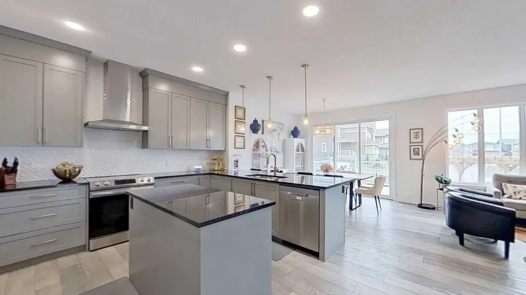 168 Magnolia Manor SE Calgary AB T3M 3J1