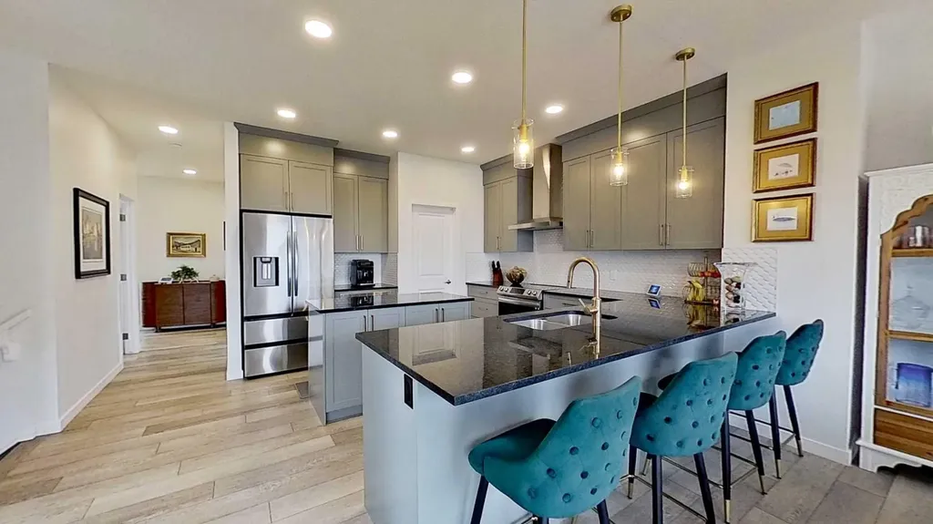168 Magnolia Manor SE Calgary AB T3M 3J1