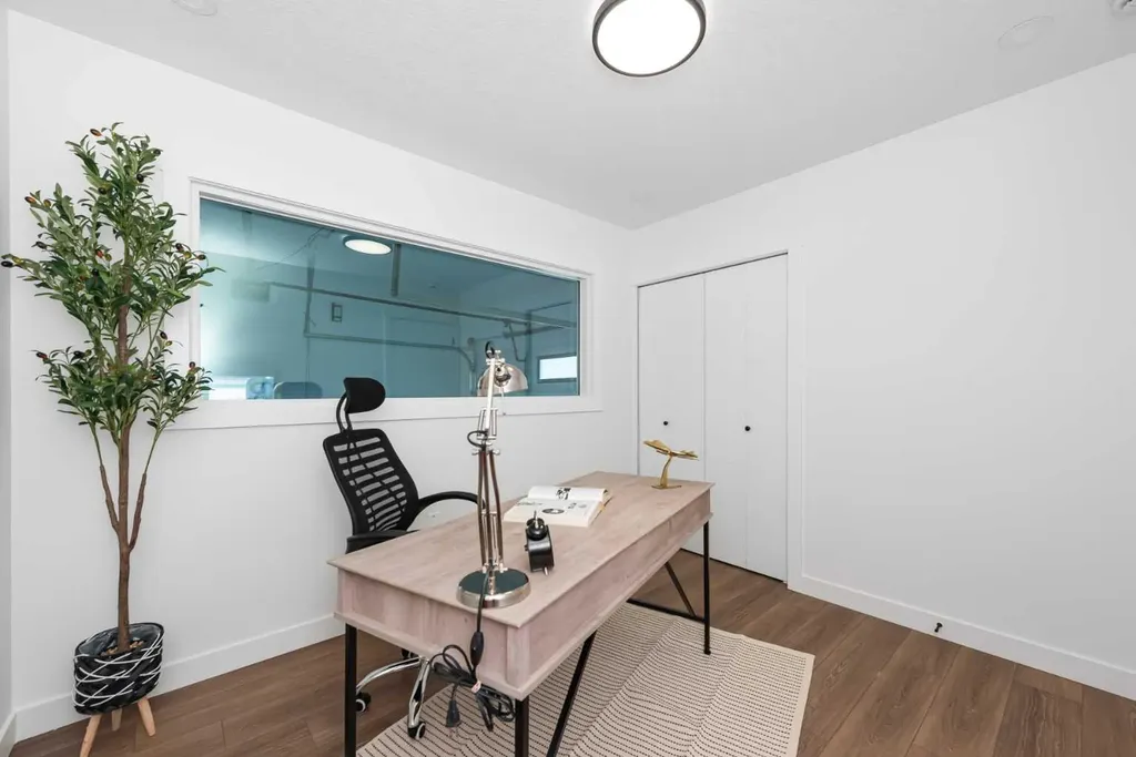 820 Archwood Road SE Calgary AB T2J 1C4