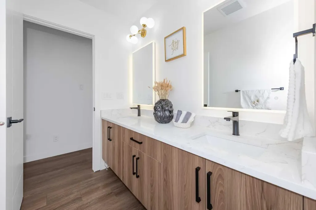 820 Archwood Road SE Calgary AB T2J 1C4