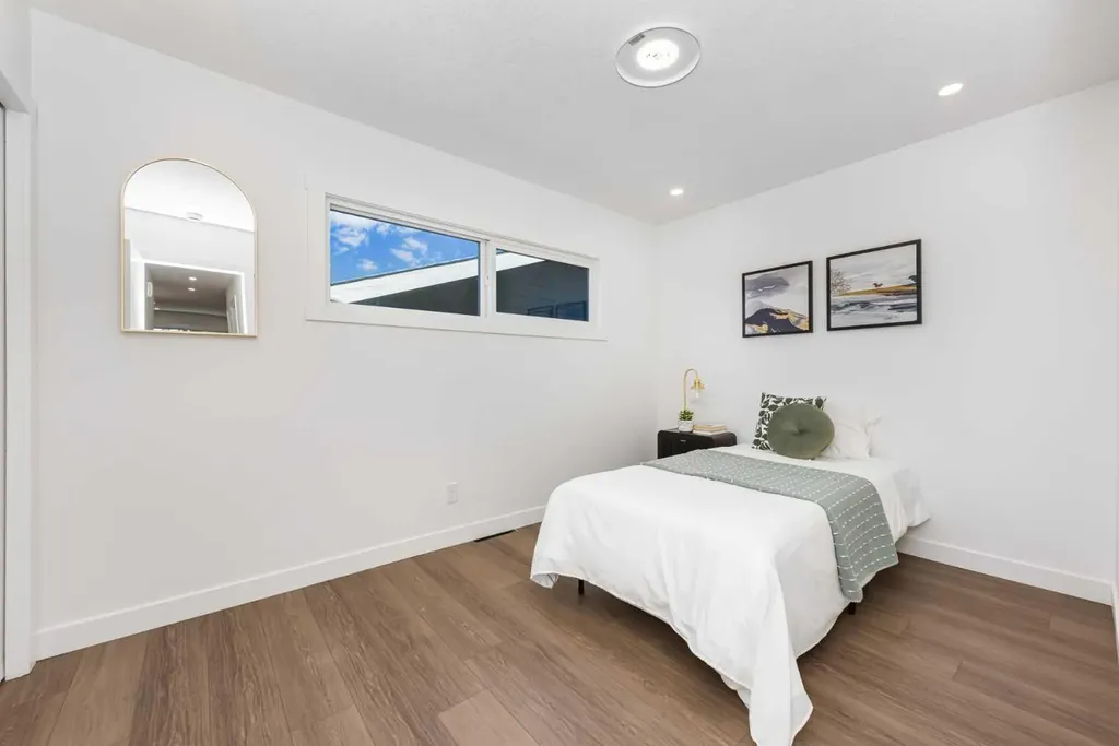 820 Archwood Road SE Calgary AB T2J 1C4