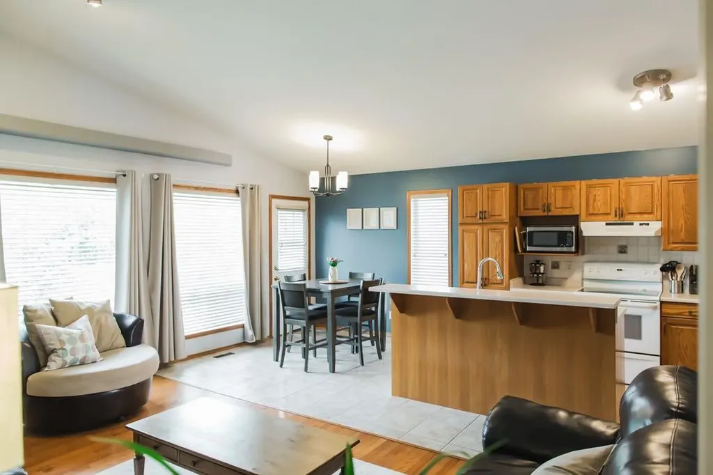 118 Pinnacle Way Grande Prairie AB T8W 2N9