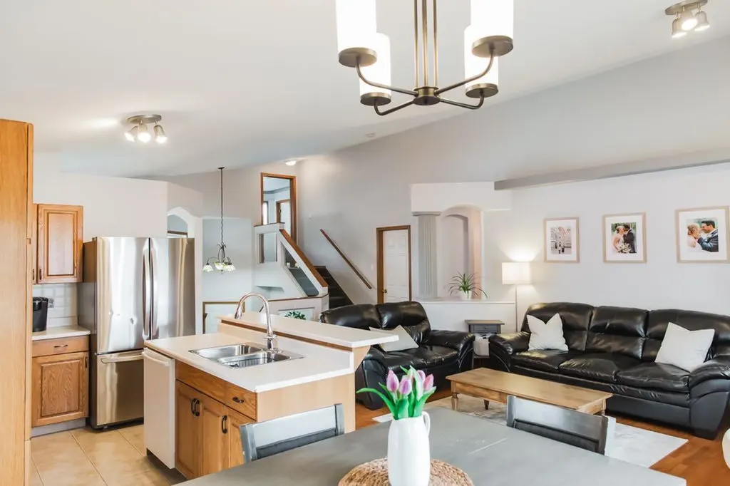 118 Pinnacle Way Grande Prairie AB T8W 2N9