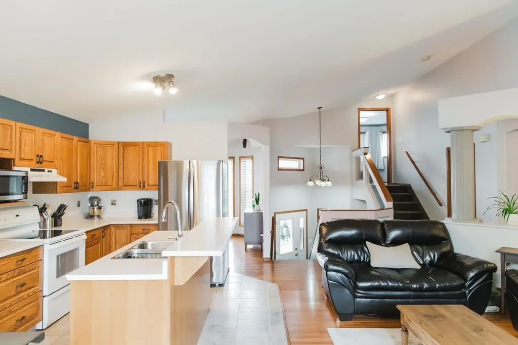 118 Pinnacle Way Grande Prairie AB T8W 2N9