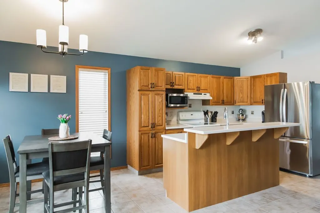 118 Pinnacle Way Grande Prairie AB T8W 2N9