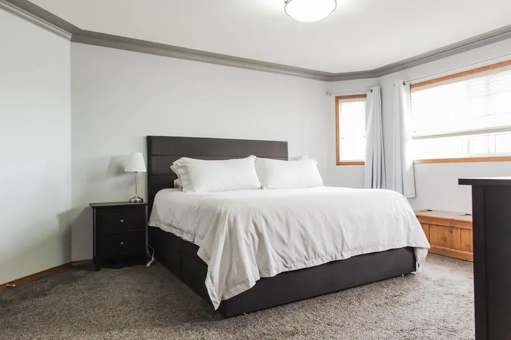 118 Pinnacle Way Grande Prairie AB T8W 2N9