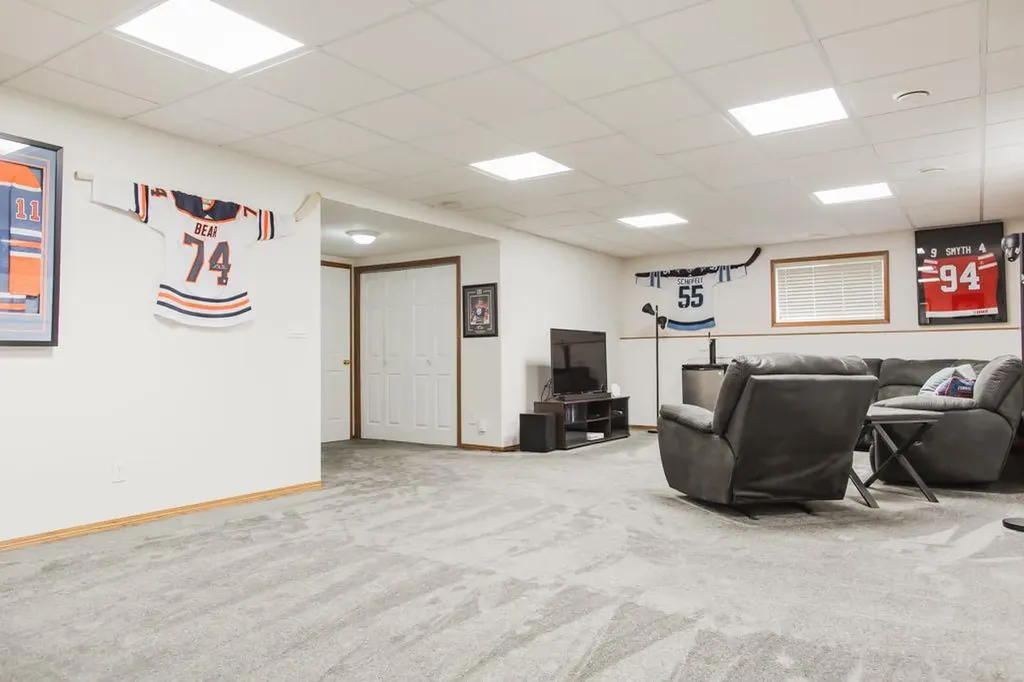 118 Pinnacle Way Grande Prairie AB T8W 2N9
