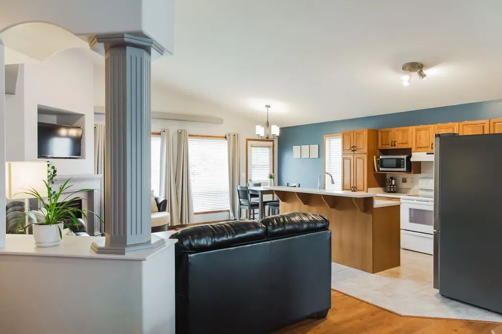 118 Pinnacle Way Grande Prairie AB T8W 2N9
