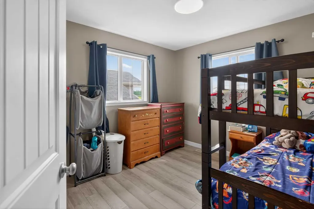 8513 102a Avenue Grande Prairie AB T8X 0K1