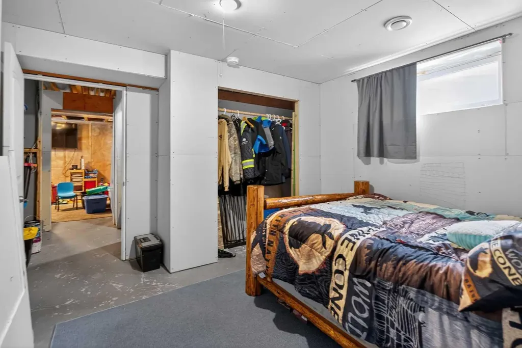 8513 102a Avenue Grande Prairie AB T8X 0K1