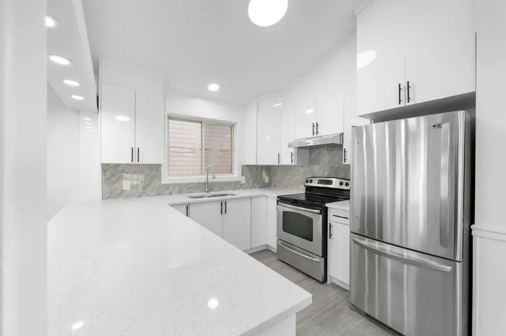 361 Martinwood Place NE Calgary AB T3J3H7