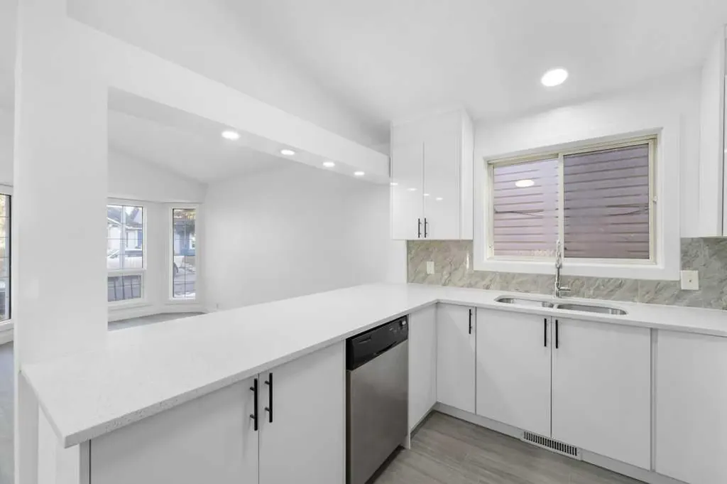 361 Martinwood Place NE Calgary AB T3J3H7