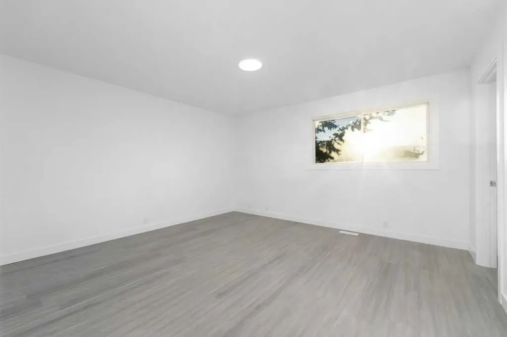 361 Martinwood Place NE Calgary AB T3J3H7