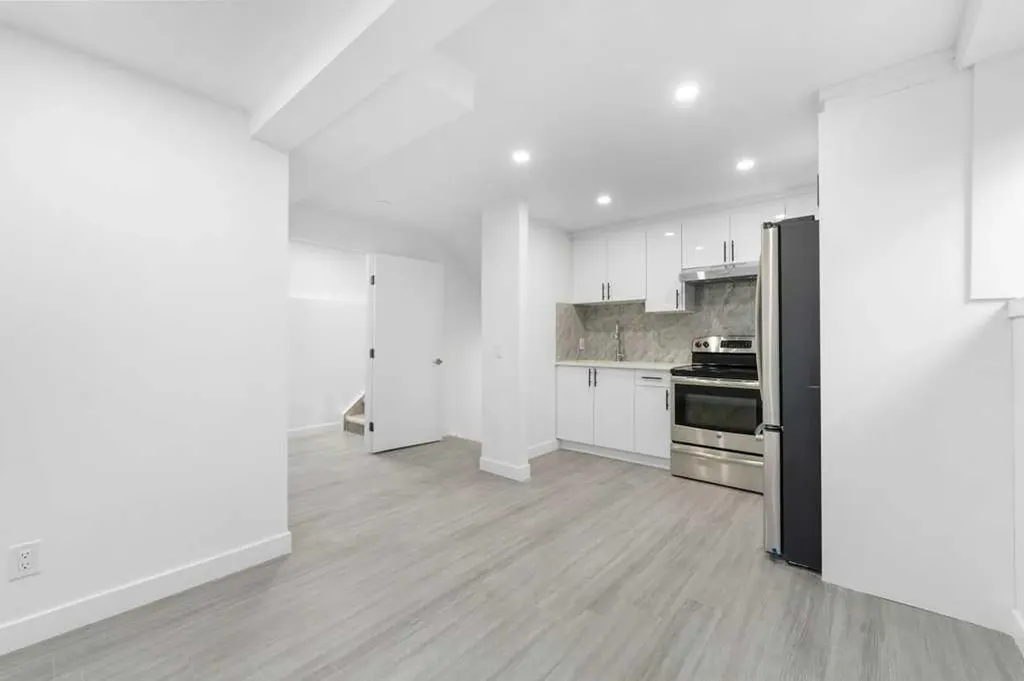 361 Martinwood Place NE Calgary AB T3J3H7