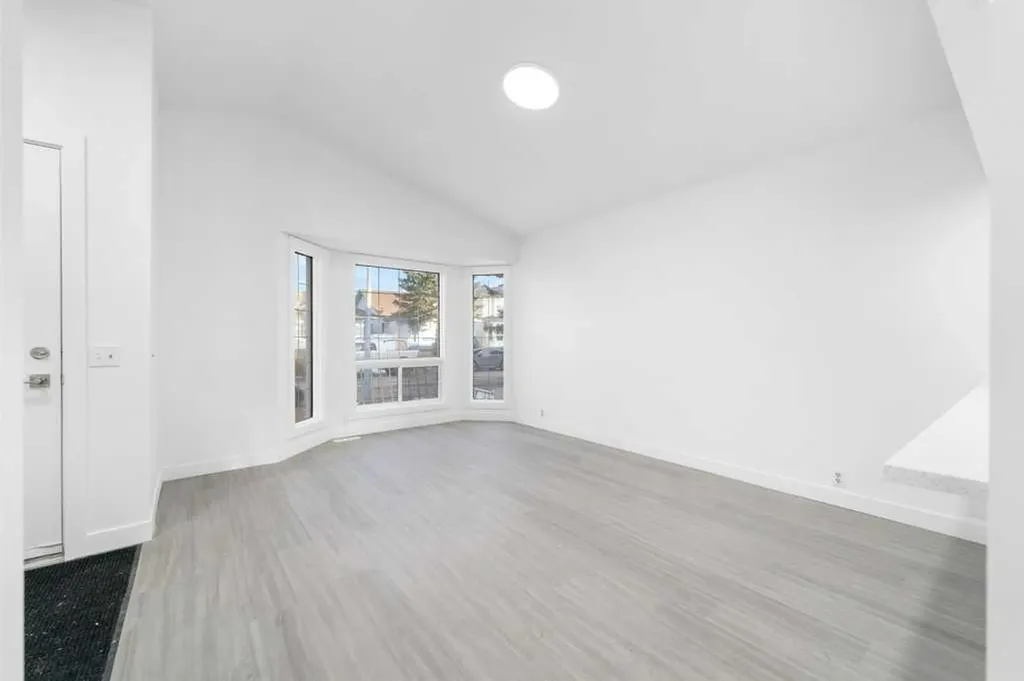361 Martinwood Place NE Calgary AB T3J3H7