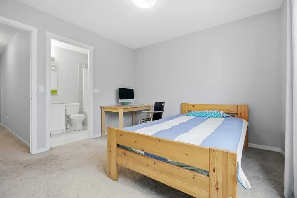 11186 Harvest Hills Gate NE Calgary AB T3K 2M7