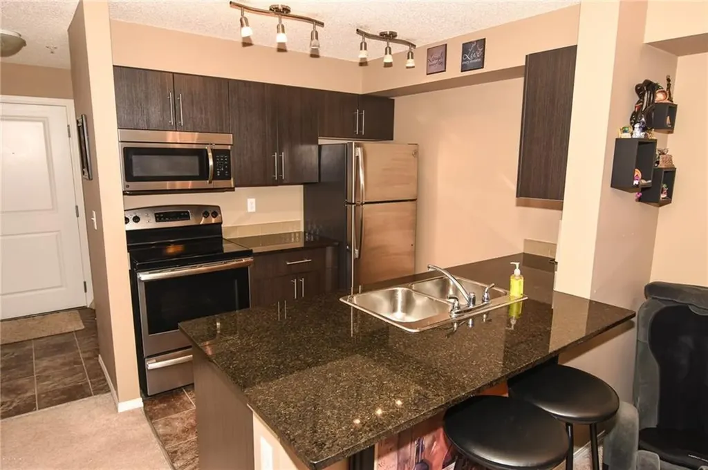 1317 27 Street SE Calgary AB T2A 4Y5