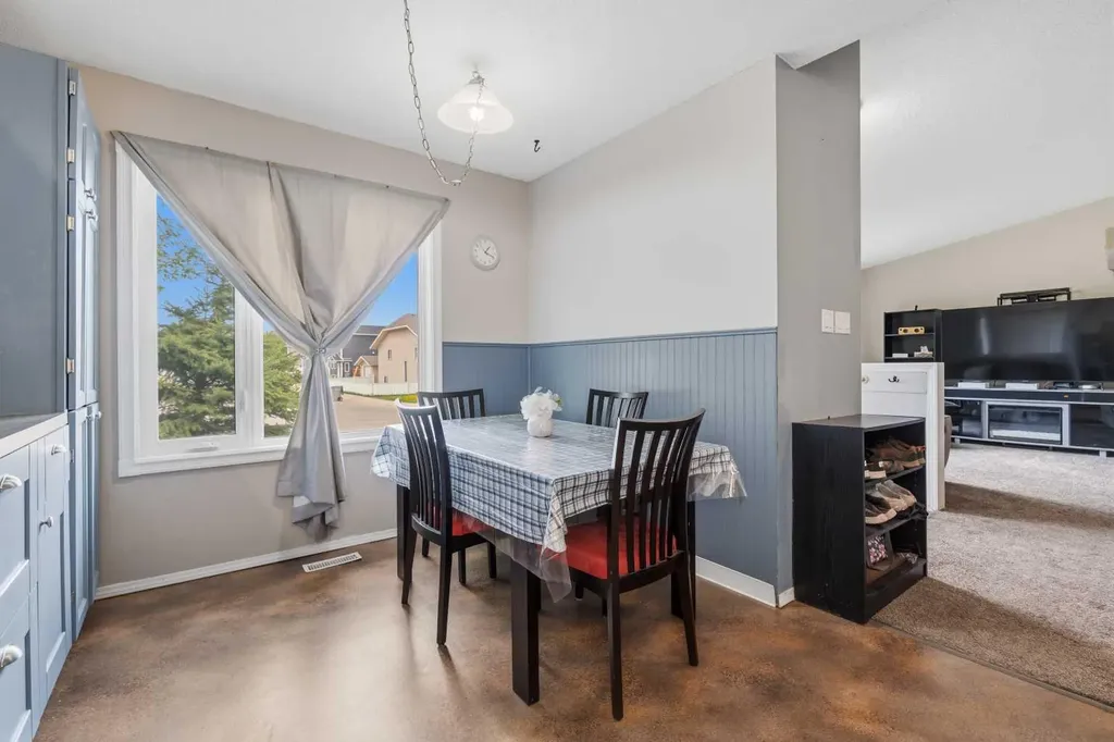 40 Graham Road Whitecourt AB T7S 1B7