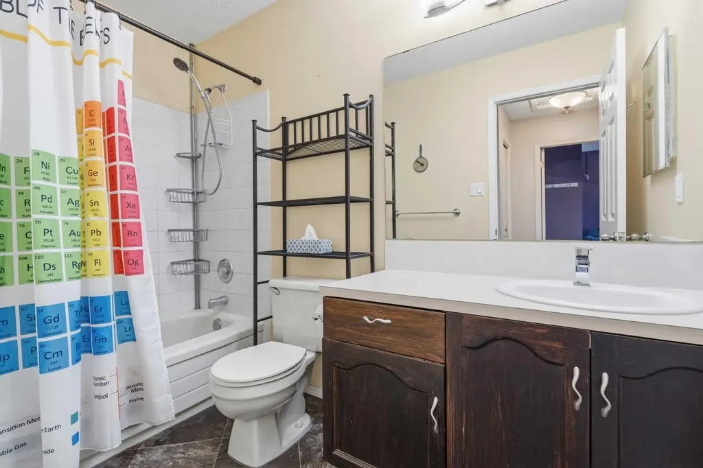 40 Graham Road Whitecourt AB T7S 1B7