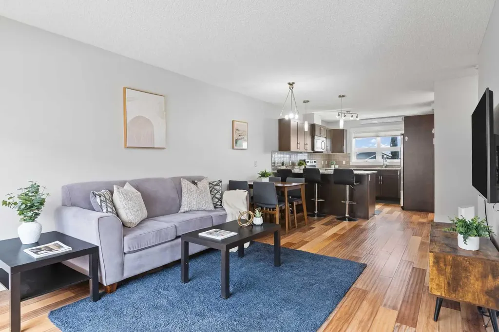 230 Covecreek Circle NE Calgary AB T3K0W6