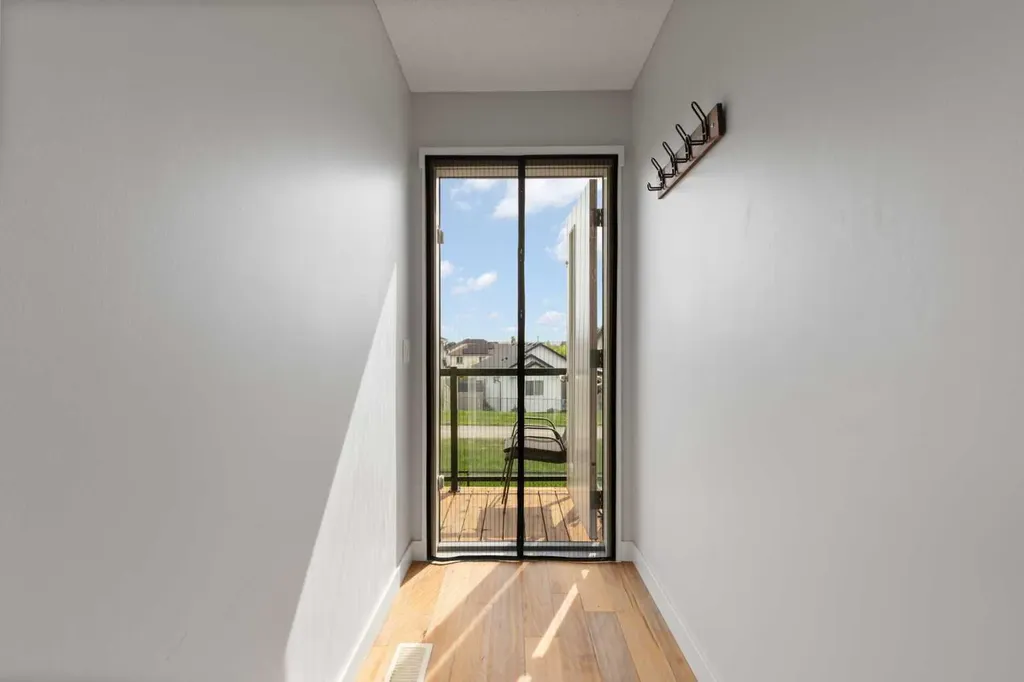 230 Covecreek Circle NE Calgary AB T3K0W6