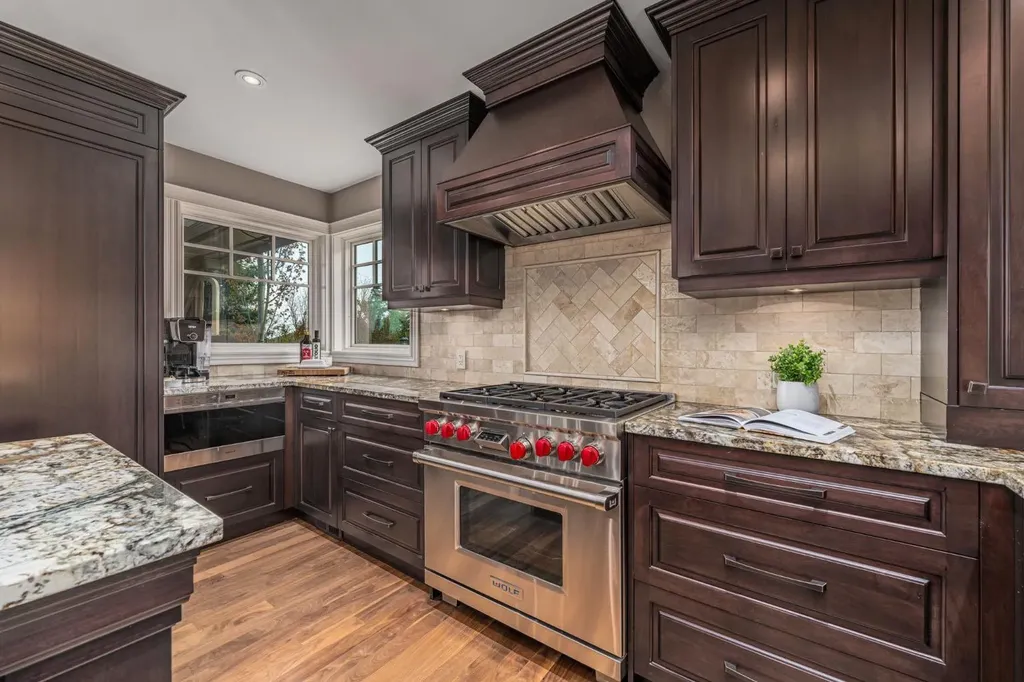 67 Sienna Hills View SW Calgary AB T3H 2Y9