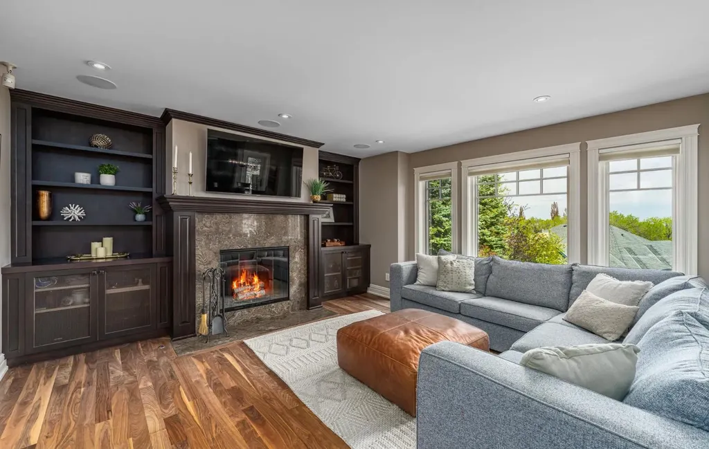 67 Sienna Hills View SW Calgary AB T3H 2Y9