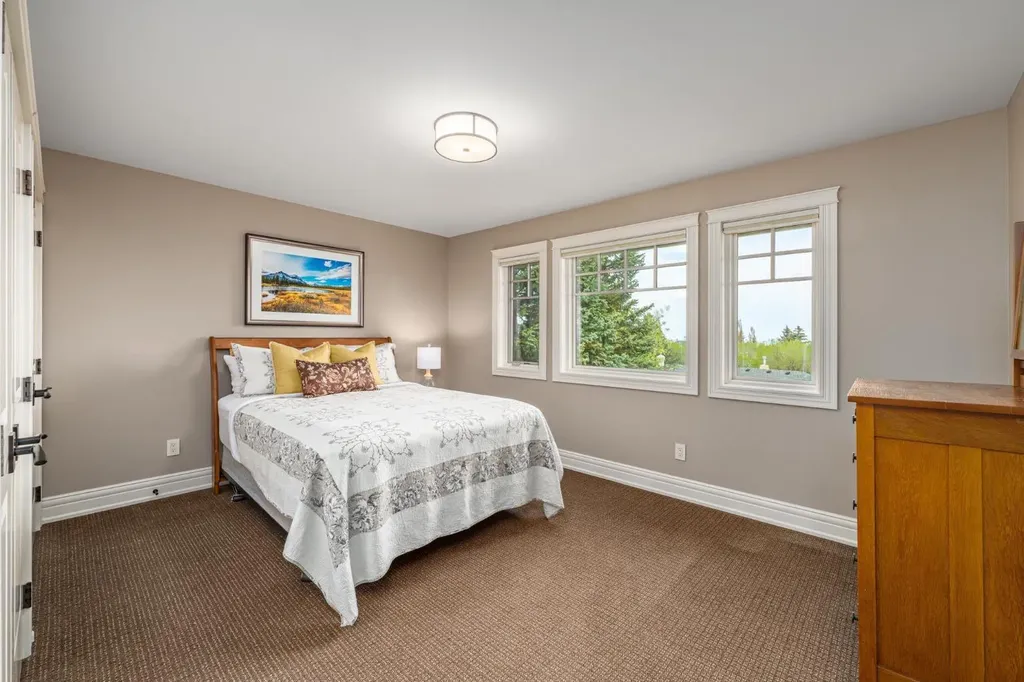 67 Sienna Hills View SW Calgary AB T3H 2Y9