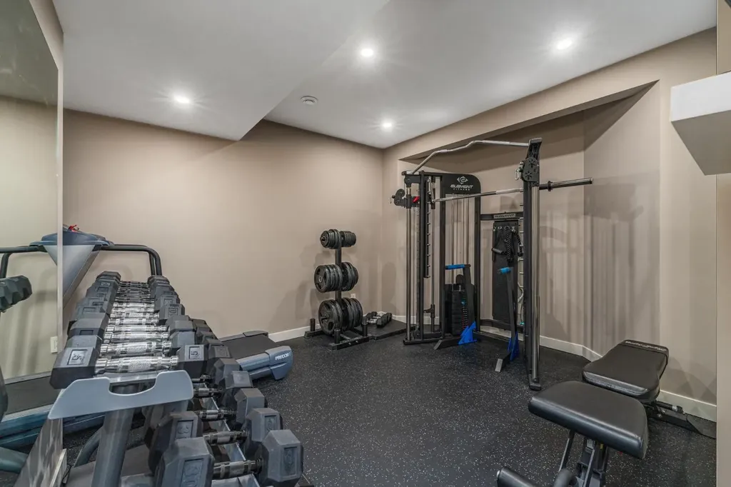67 Sienna Hills View SW Calgary AB T3H 2Y9