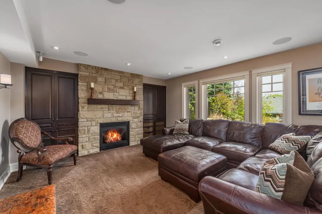 67 Sienna Hills View SW Calgary AB T3H 2Y9