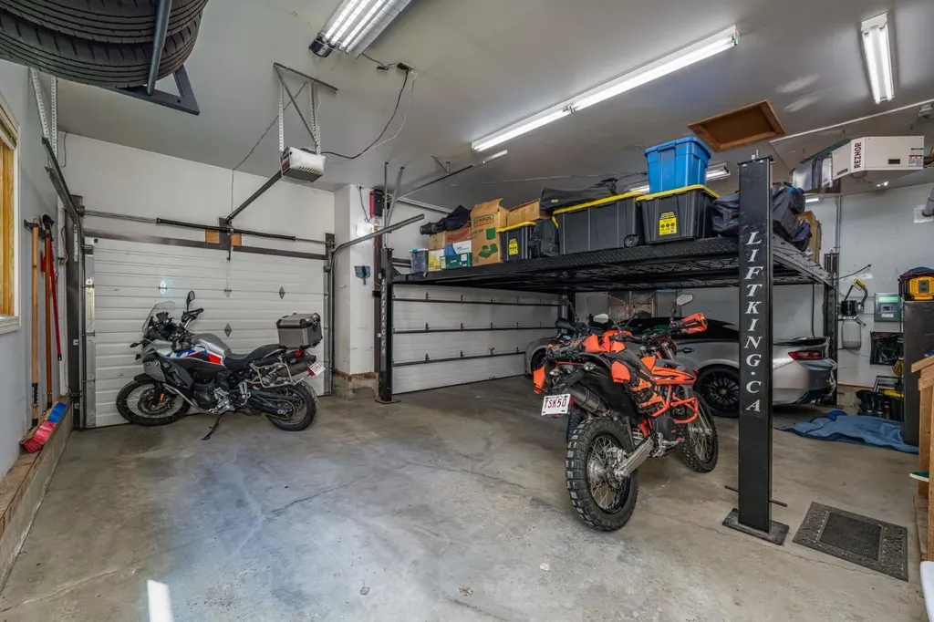 67 Sienna Hills View SW Calgary AB T3H 2Y9