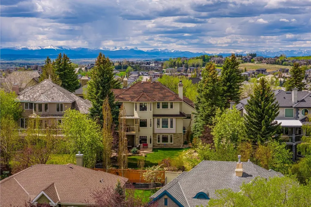 67 Sienna Hills View SW Calgary AB T3H 2Y9