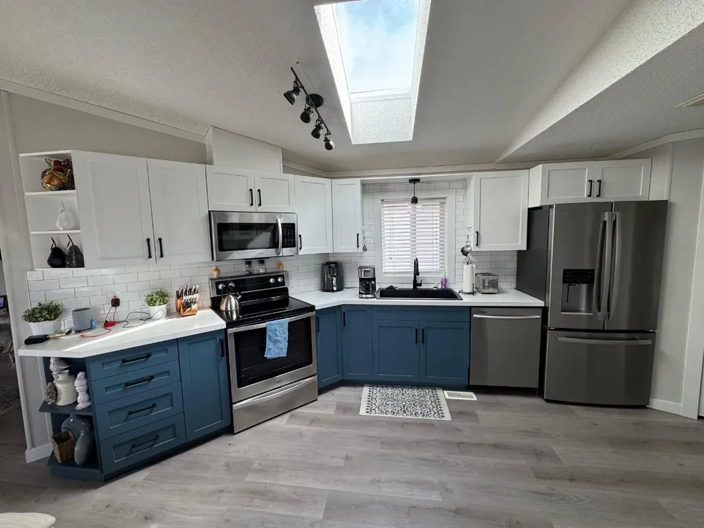 208 Mitchell Drive Fort Mcmurray AB T9K2N1