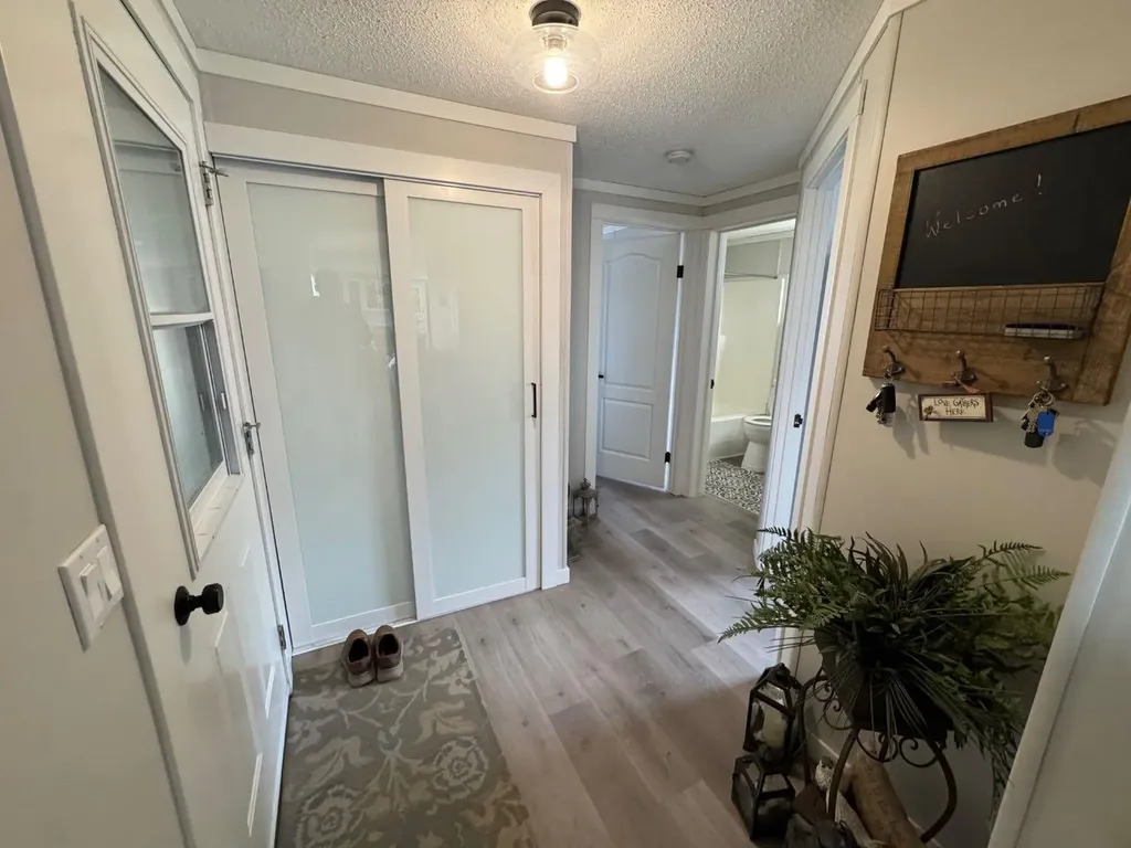208 Mitchell Drive Fort Mcmurray AB T9K2N1