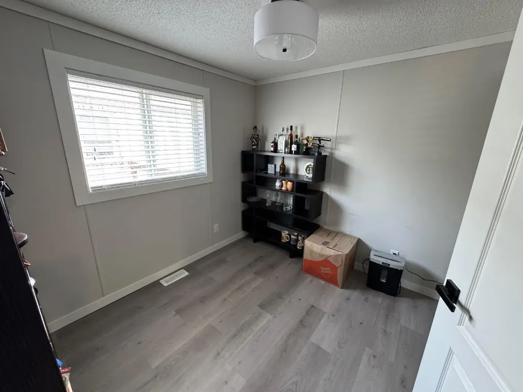208 Mitchell Drive Fort Mcmurray AB T9K2N1