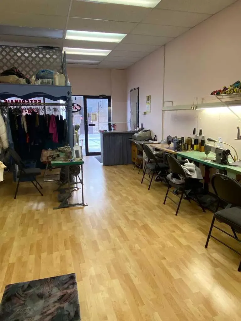 11440 Braeside Drive SW Calgary AB T2W 3N4