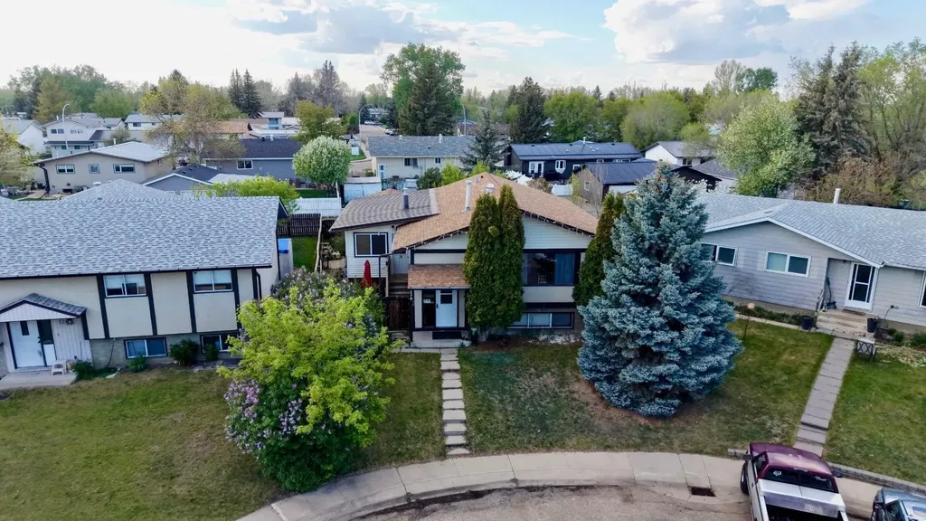 116 Mcnab Park Street E Brooks AB T1R0K6