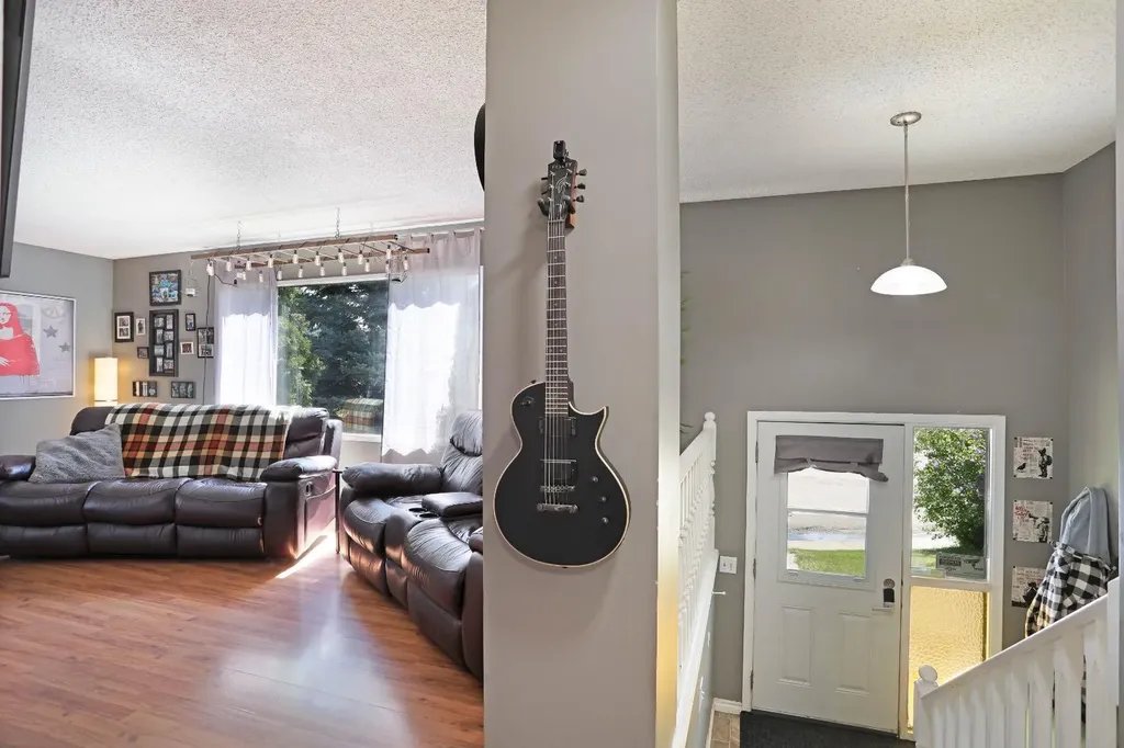 116 Mcnab Park Street E Brooks AB T1R0K6