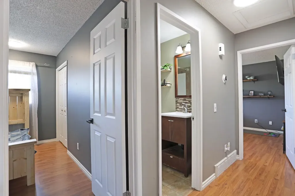 116 Mcnab Park Street E Brooks AB T1R0K6